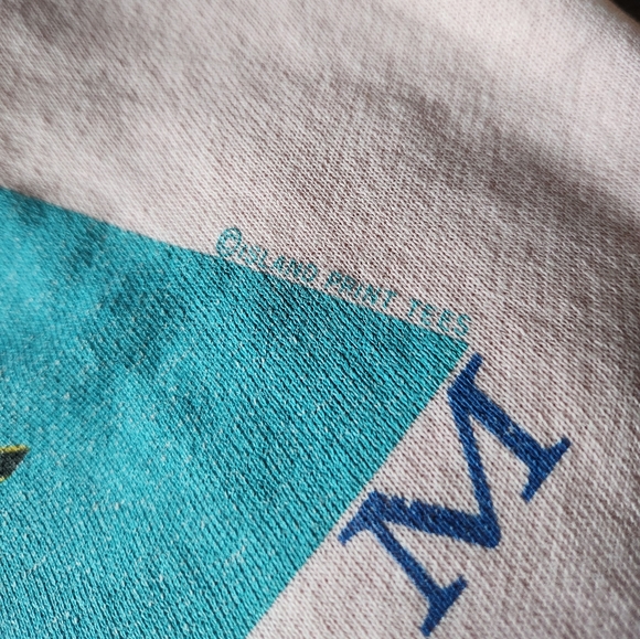 Vintage 90s Hawaii Hanauma Bay Employee pink crewneck sweater hipster skater - Picture 3 of 6